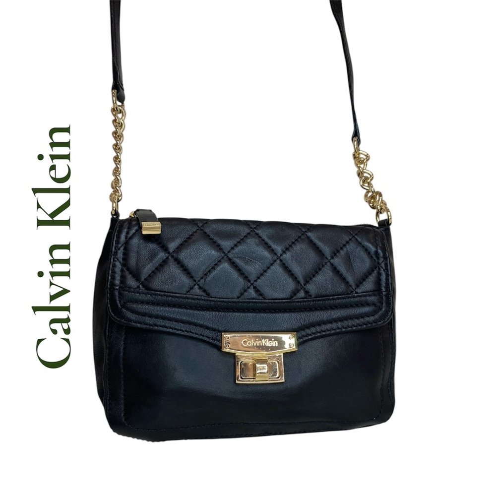 ✨ Calvin Klein Quilted Crossbody Bag ✨
